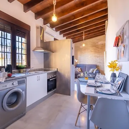 Triana Penthouse דירה